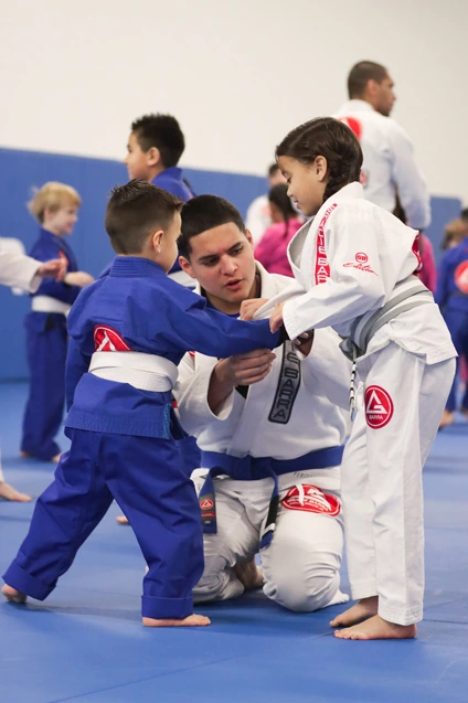 Fundamentals class drilling technique at Gracie Barra Riverton
