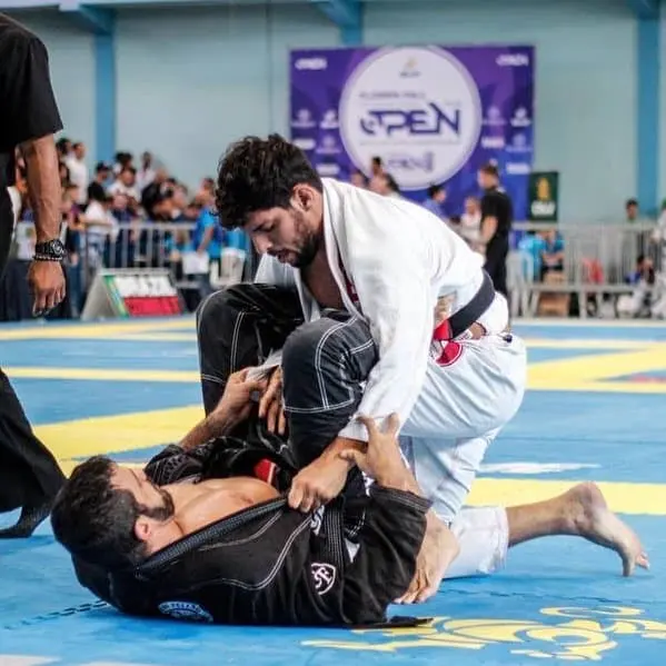 Prof. Seidler Rodrigo competing in a Brazilian Jiu-Jitsu tournament