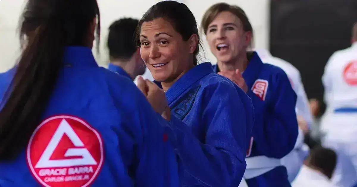 Women training Brazilian Jiu-Jitsu at Gracie Barra Riverton