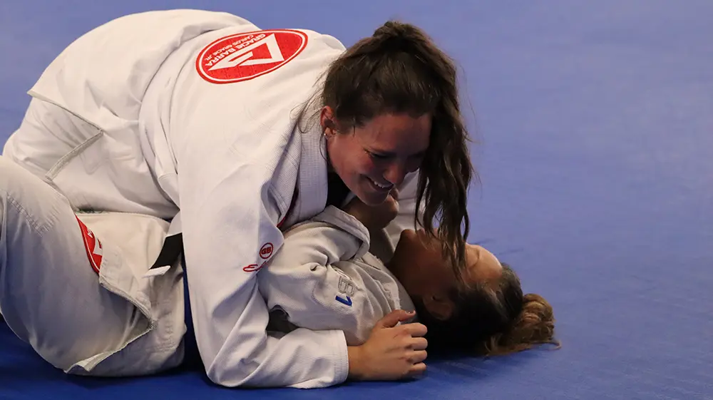 Women training Brazilian Jiu-Jitsu at Gracie Barra Riverton